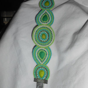 7" BEADED BRACELET i